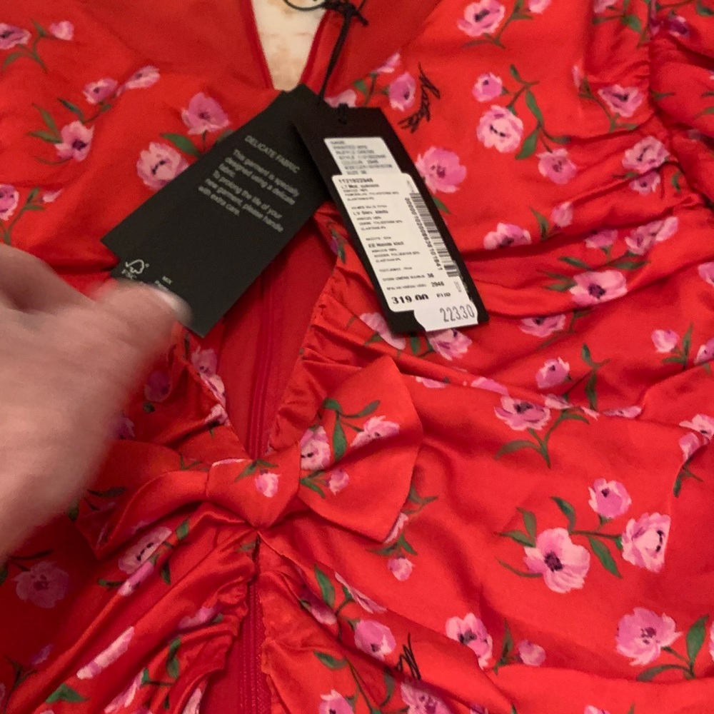 Red Ruched Floral Midi Dress with Ruffle Hem - Picture 5 of 6
